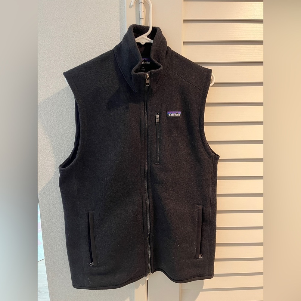 Patagonia Men’s Better Sweater Vest. Black. Size Medium